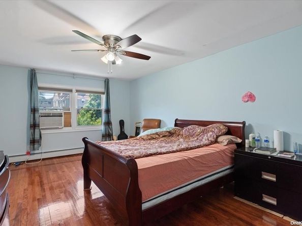 21 Oakley Avenue, Massapequa NY 11758