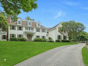 17 Hammond Ridge Road