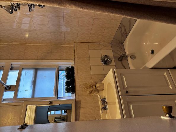 1836 Matthews Avenue, Bronx NY 10461