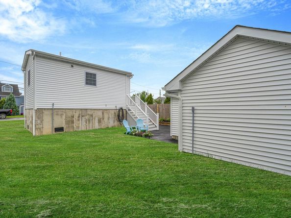 830 Ocean Street, Lindenhurst NY 11757