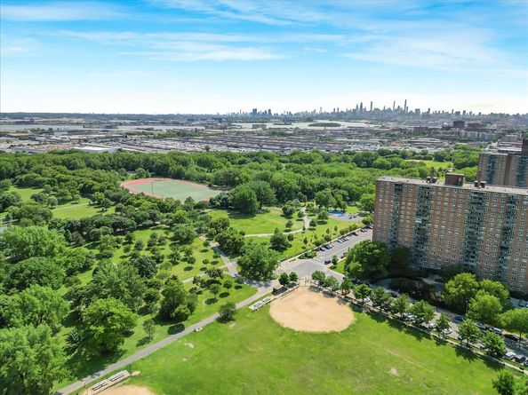 825 Morrison Avenue 16A, Bronx NY 10473