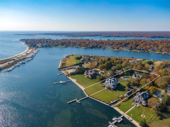 127 Senix Avenue, Center Moriches NY 11934