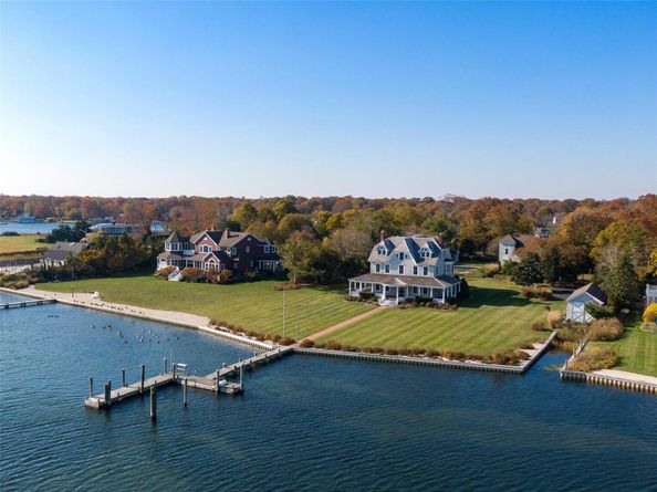 127 Senix Avenue, Center Moriches NY 11934
