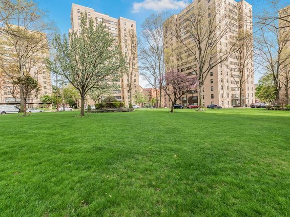6 Fordham Hill Oval 5D, Bronx NY 10468