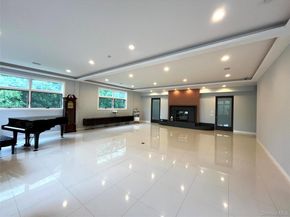 25 Shelter Rock Road, Manhasset NY 11030