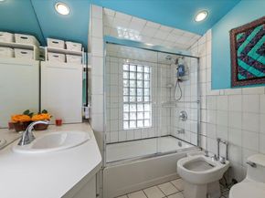 22 Stratford Avenue, Greenlawn NY 11740