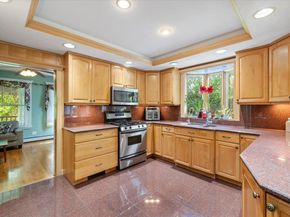 22 Stratford Avenue, Greenlawn NY 11740