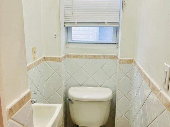 93-30 246th Street, Bellerose Terrace NY 11001