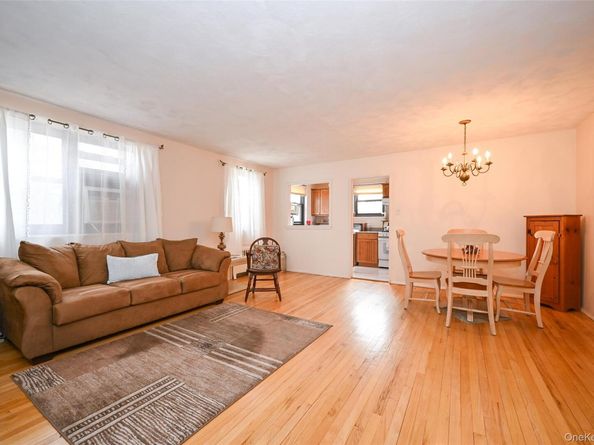 21-38 202 Street 2, Bayside NY 11360