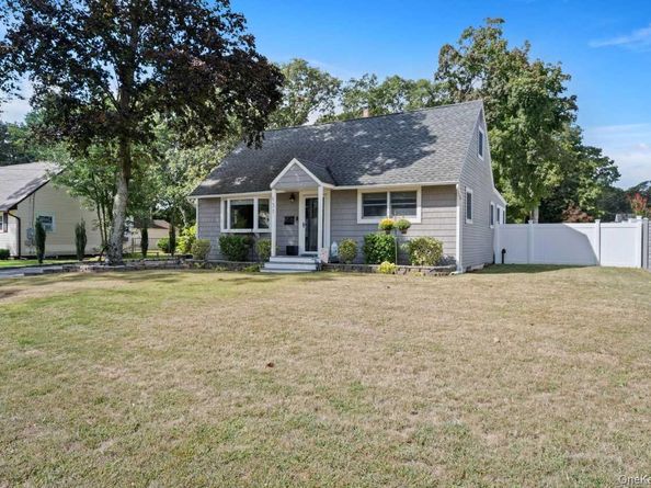 137 Dawn Drive, Centereach NY 11720