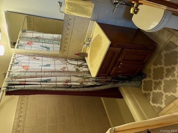 151-15 84th Street 3E, Howard Beach NY 11414