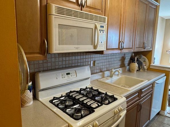 151-15 84th Street 3E, Howard Beach NY 11414