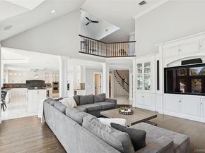 10 Colonial Drive, Smithtown NY 11787