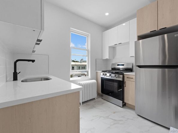 8771 123rd Street, Richmond Hill NY 11418