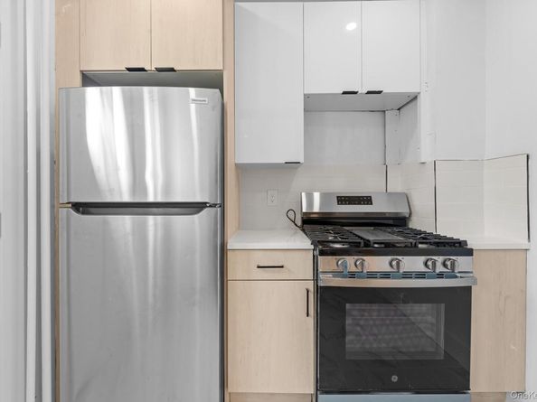 8771 123rd Street, Richmond Hill NY 11418