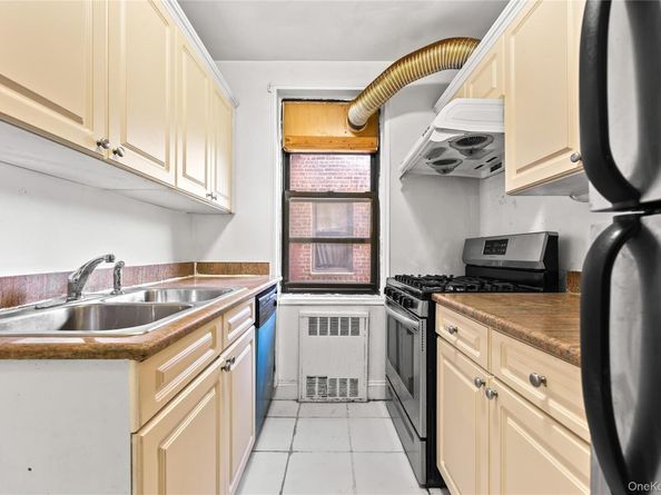 15020 71st Avenue 4K, Flushing NY 11367