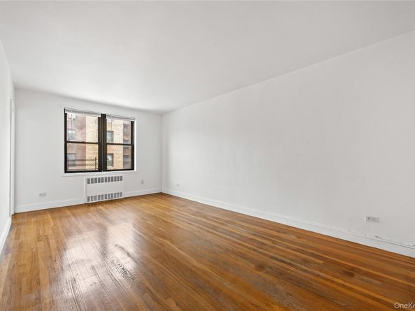 15020 71st Avenue 4K, Flushing NY 11367