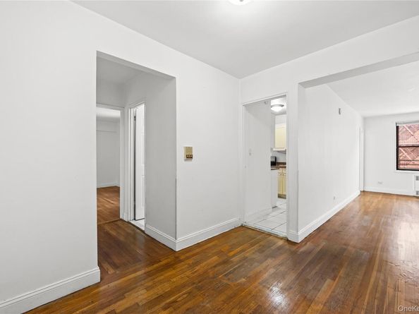 15020 71st Avenue 4K, Flushing NY 11367