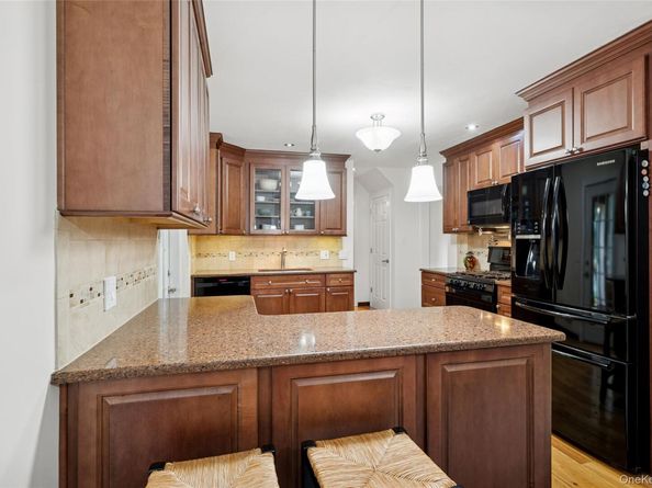 34 Morewood Drive, Smithtown NY 11787