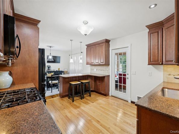 34 Morewood Drive, Smithtown NY 11787
