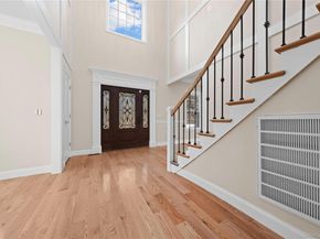4 Coventry Court, Wheatley Heights NY 11798