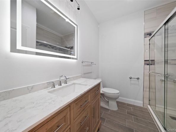 4 Coventry Court, Wheatley Heights NY 11798