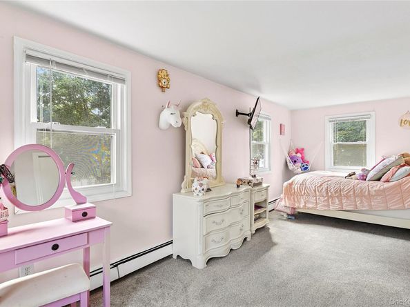 12 Lakeview Drive, Middle Island NY 11953