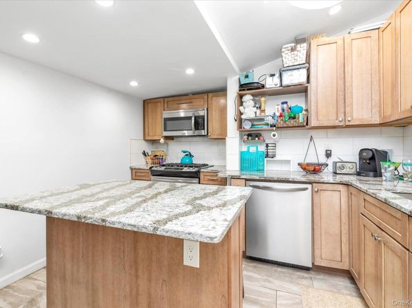 103 Oakley Avenue, Elmont NY 11003