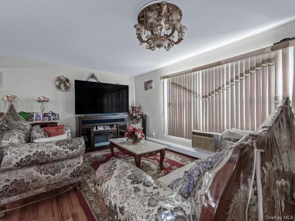 14557 229th Street, Springfield Gardens NY 11413