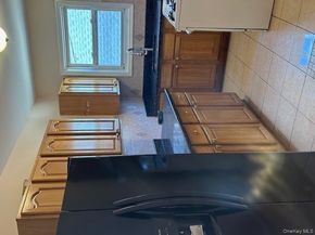 23913 86th Avenue, Bellerose NY 11426
