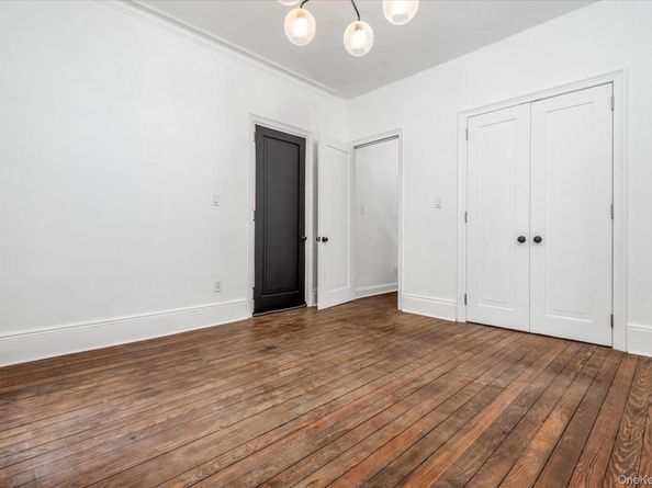 5932 Grove Street, Ridgewood NY 11385