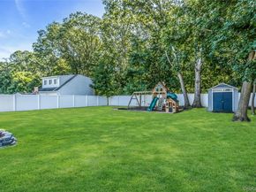 11 Joan Road, Bay Shore NY 11706