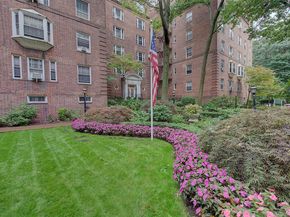 117-01 Park Lane South A6E, Kew Gardens NY 11415