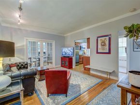 117-01 Park Lane South A6E, Kew Gardens NY 11415