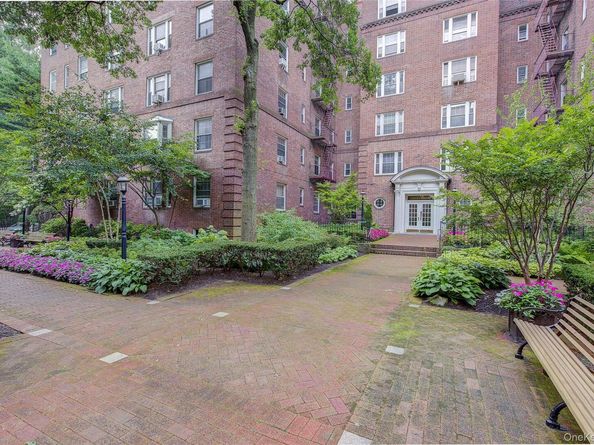 117-01 Park Lane South A6E, Kew Gardens NY 11415