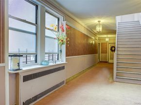 117-01 Park Lane South A6E, Kew Gardens NY 11415