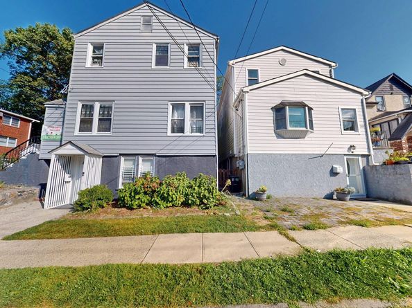 209 Lincoln Avenue, Yonkers NY 10704