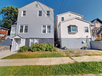 209 Lincoln Avenue