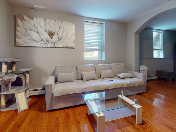 209 Lincoln Avenue, Yonkers NY 10704