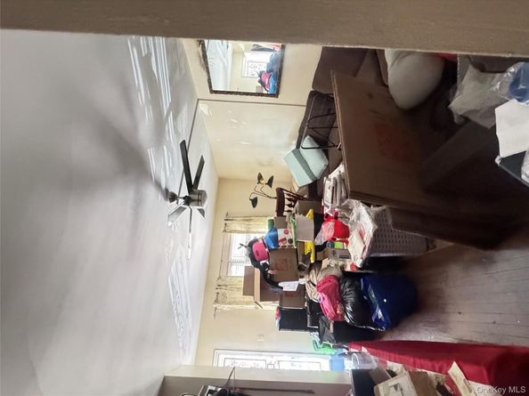 1017 E 229 Street, Bronx,, Bronx NY 10466