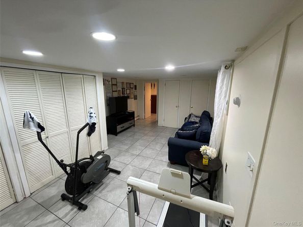 10751 89th Street, Ozone Park NY 11417