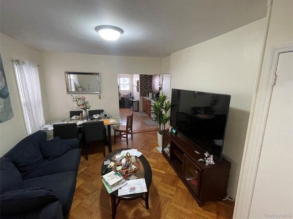 10751 89th Street, Ozone Park NY 11417