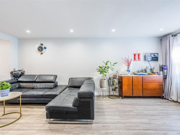 60-35 77th Street, Middle Village NY 11379