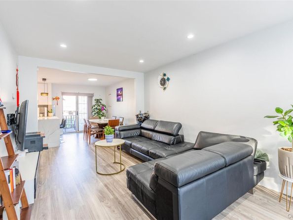 60-35 77th Street, Middle Village NY 11379