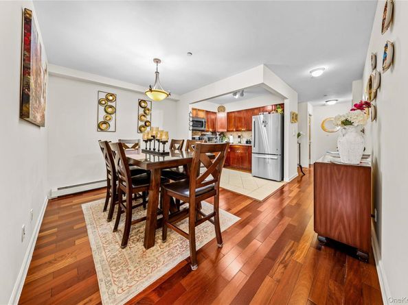 35-30 10 Street, Astoria NY 11106