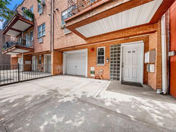 35-30 10 Street