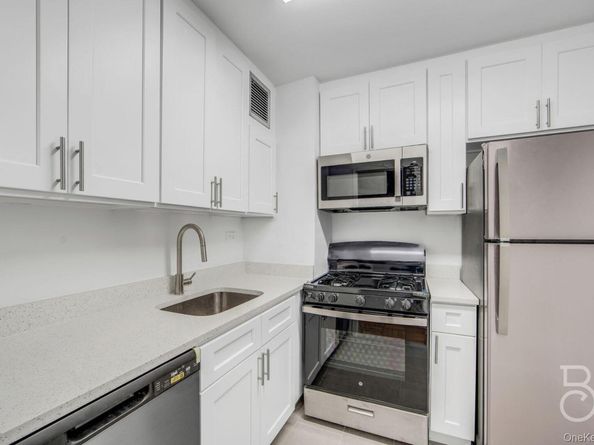 18-05 215th Street 5H, Bayside NY 11360