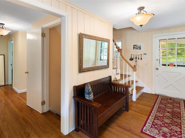 10 Mark Mead Road, Cross River NY 10518