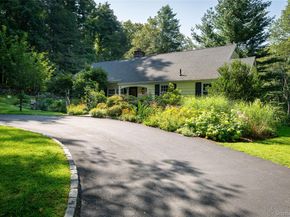 10 Mark Mead Road, Cross River NY 10518