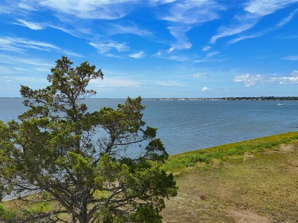 Undisclosed Address #904031, Hampton Bays NY 11937